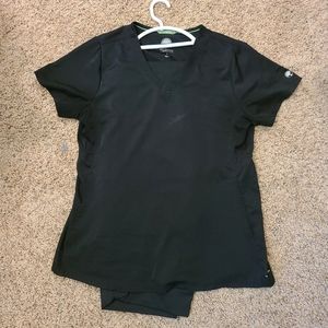 Maternity scrubs